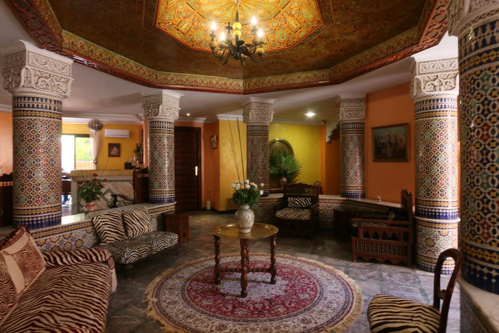 Hotel Tafoukt มาร์ราเกช ภายนอก รูปภาพ
