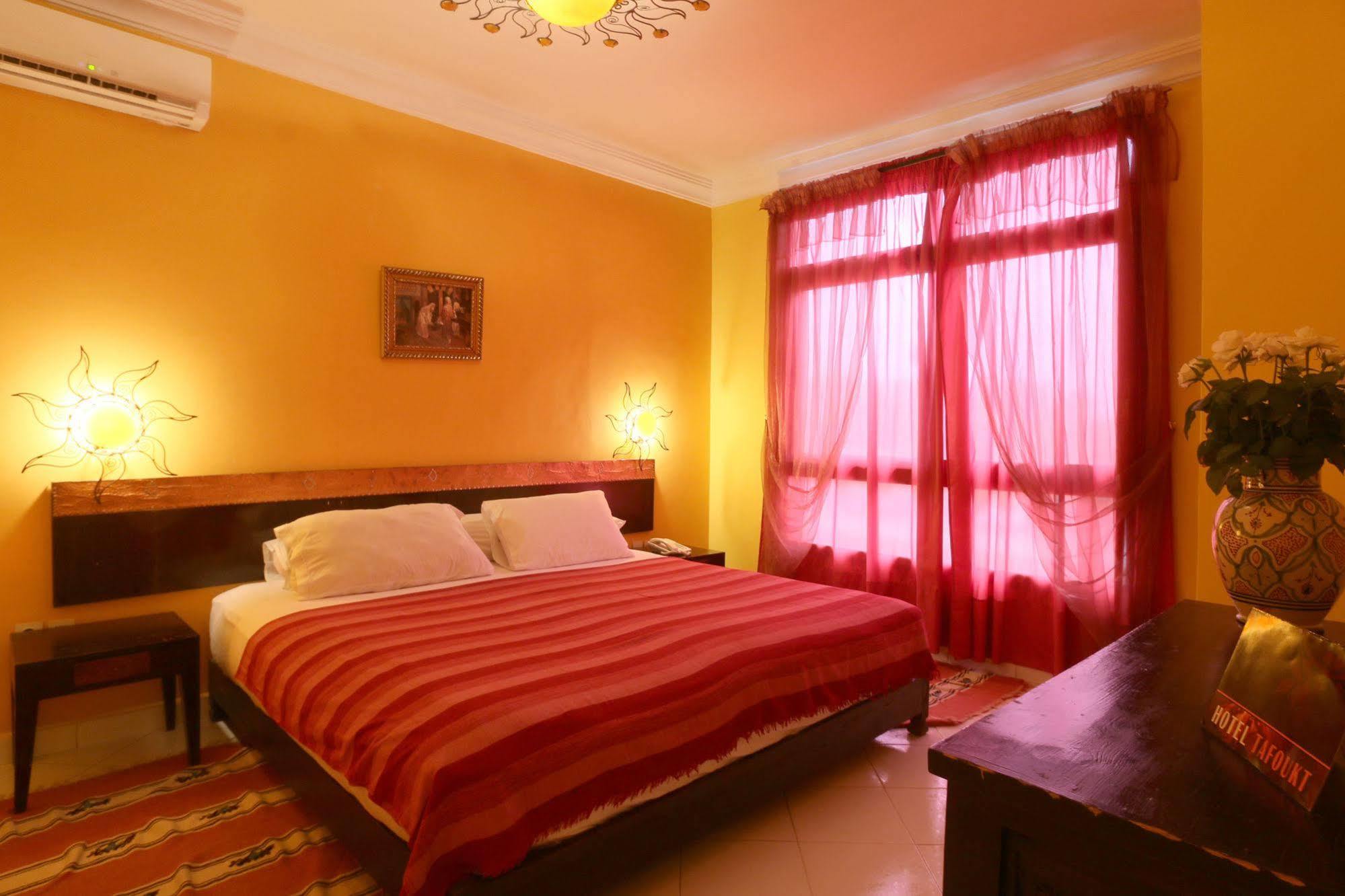 Hotel Tafoukt มาร์ราเกช ภายนอก รูปภาพ